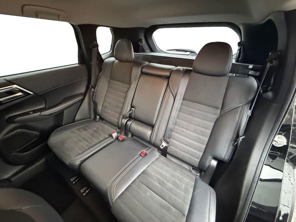 used 2024 Mitsubishi Outlander car, priced at $27,900