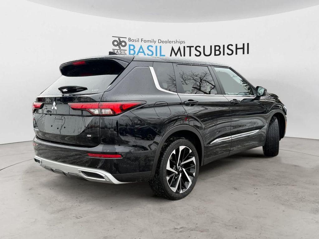 used 2024 Mitsubishi Outlander car, priced at $27,900