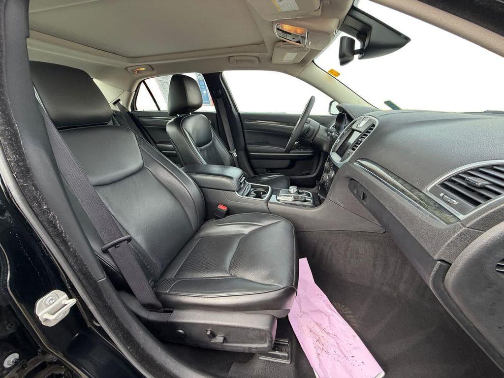 used 2023 Chrysler 300 car