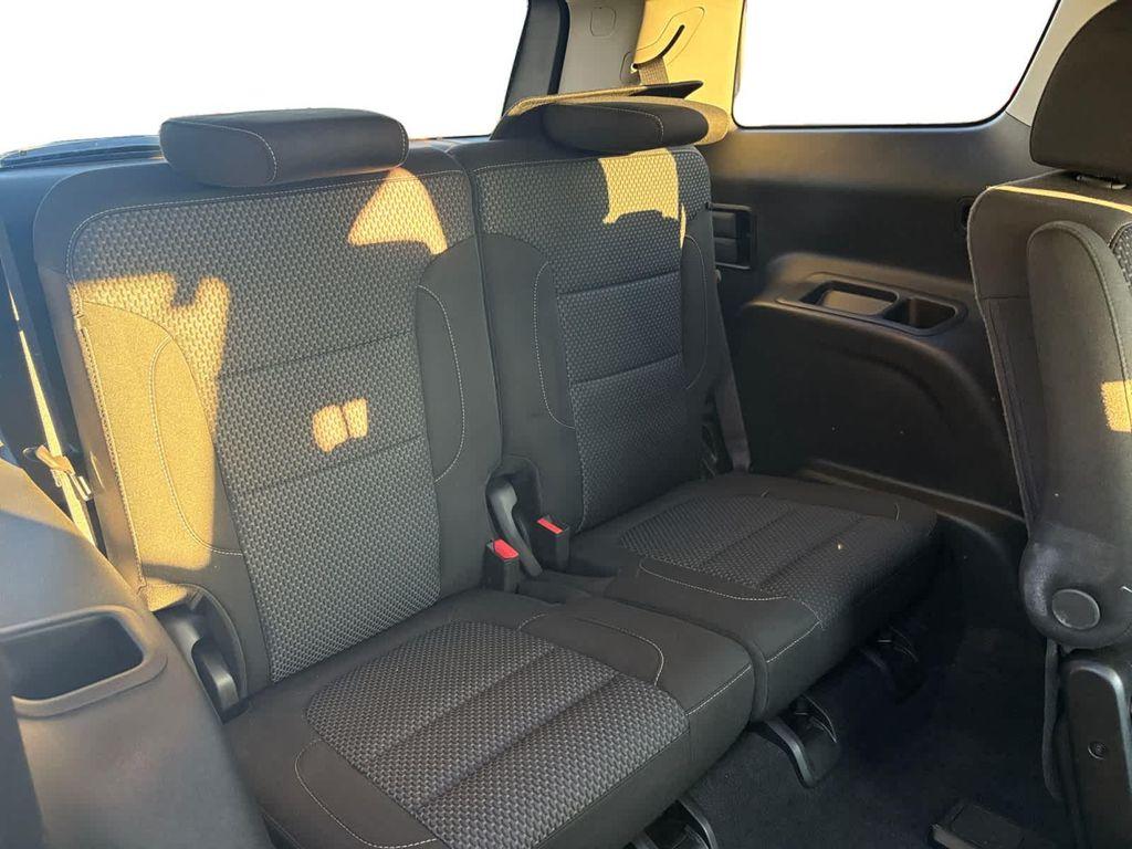 used 2023 GMC Acadia car, priced at $30,498