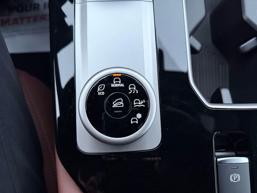 new 2026 Mitsubishi Outlander car, priced at $46,640