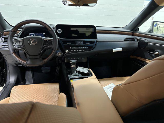 new 2025 Lexus ES 350 car, priced at $53,030