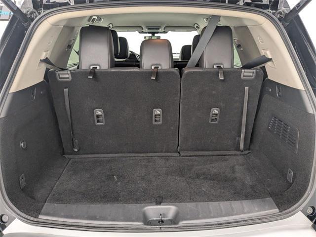 2025 Super Black Nissan Pathfinder