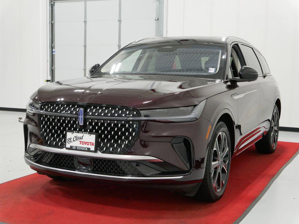 used 2024 Lincoln Nautilus car, priced at $49,341