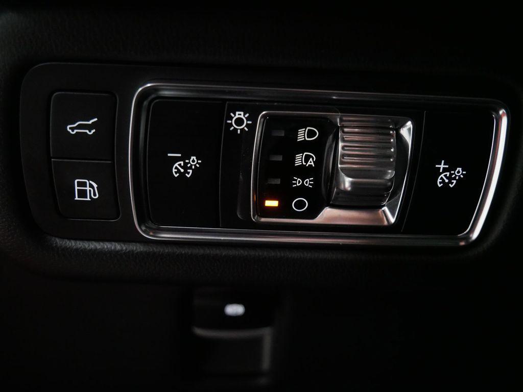 used 2024 Lincoln Nautilus car, priced at $49,341