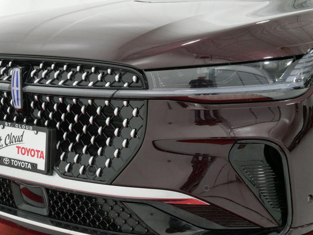 used 2024 Lincoln Nautilus car, priced at $49,341