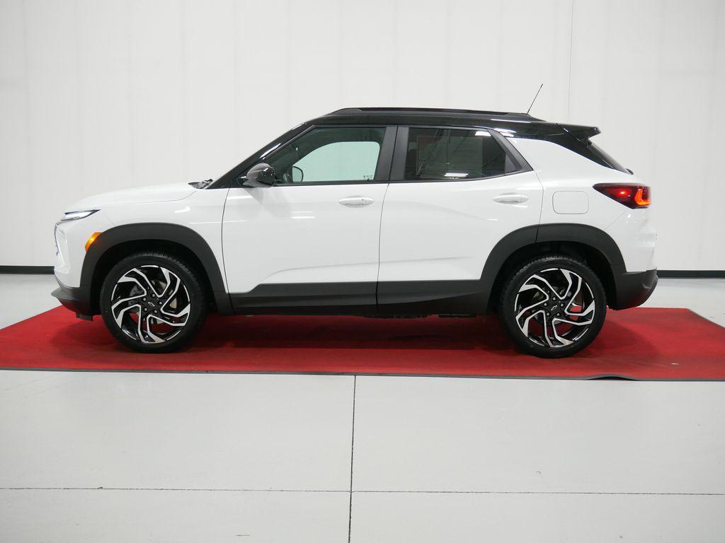 used 2024 Chevrolet TrailBlazer car, priced at $26,991