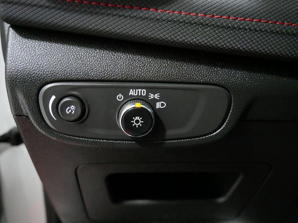 used 2024 Chevrolet TrailBlazer car, priced at $26,991