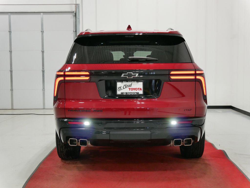 used 2024 Chevrolet Traverse car, priced at $50,991