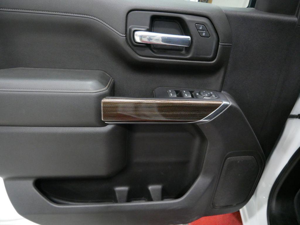 used 2021 Chevrolet Silverado 1500 car, priced at $30,991