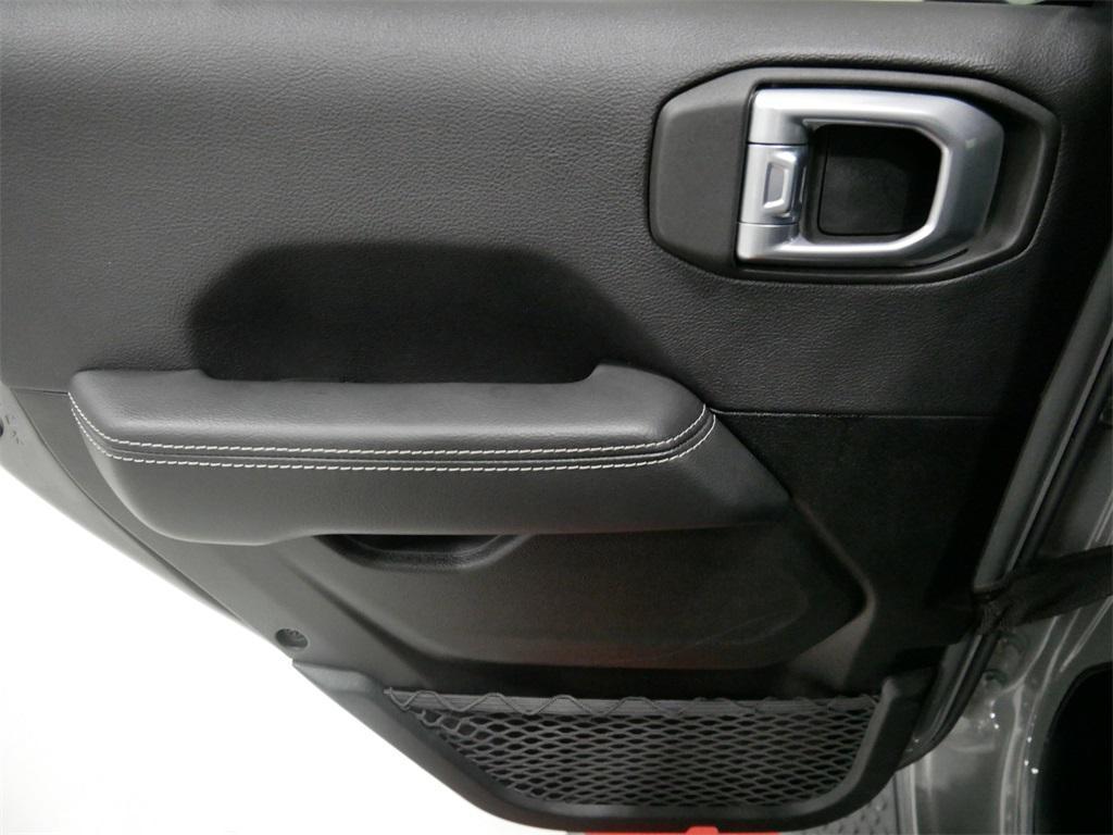 used 2022 Jeep Gladiator car, priced at $34,491