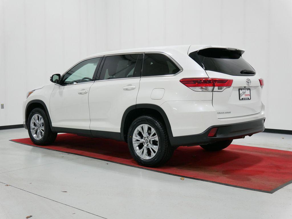 used 2019 Toyota Highlander car, priced at $24,991