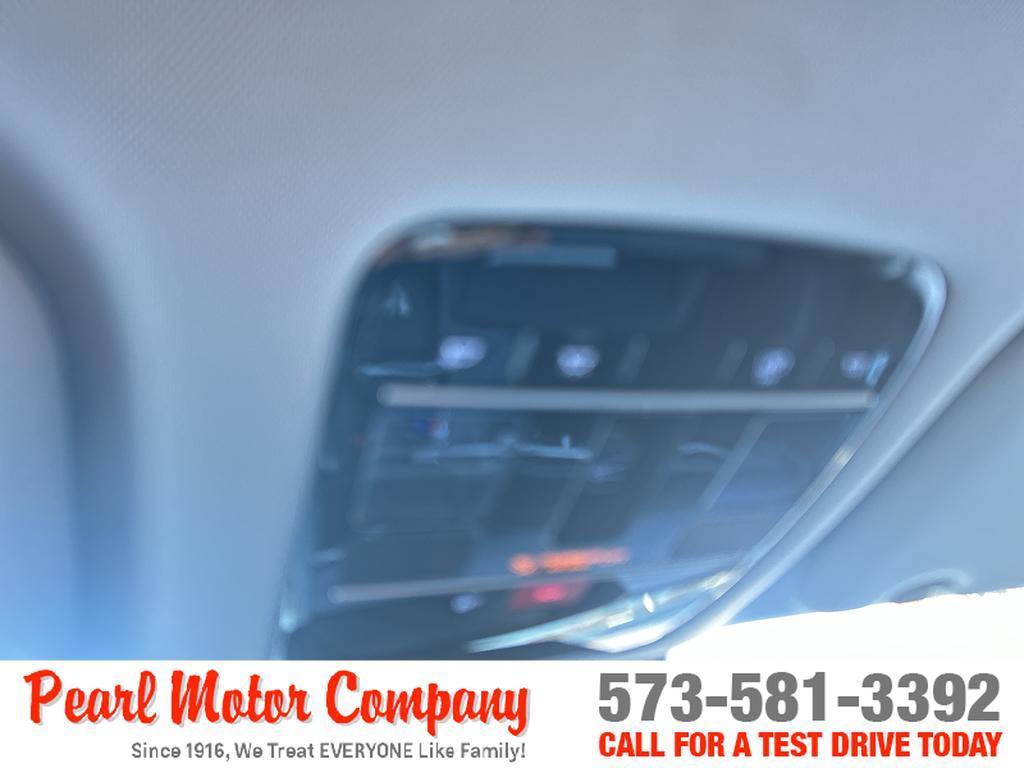 used 2025 Hyundai Santa Fe car, priced at $31,950