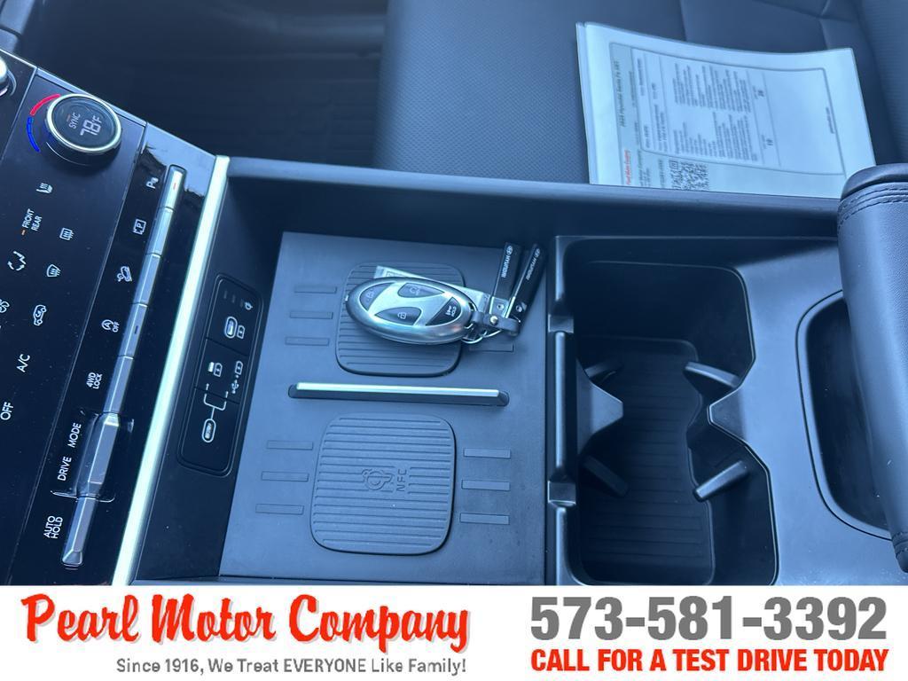 used 2025 Hyundai Santa Fe car, priced at $31,950