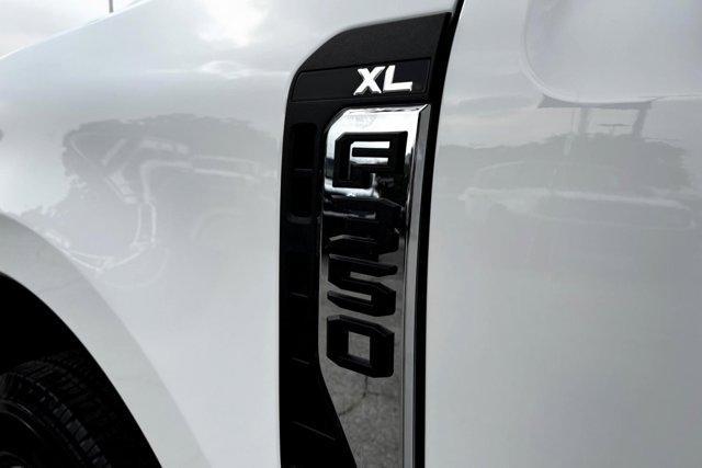 new 2025 Ford F-350 car, priced at $38,660