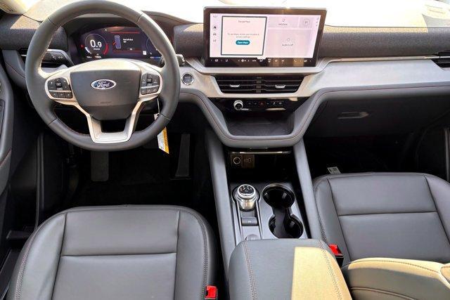 new 2025 Ford Explorer car, priced at $39,665