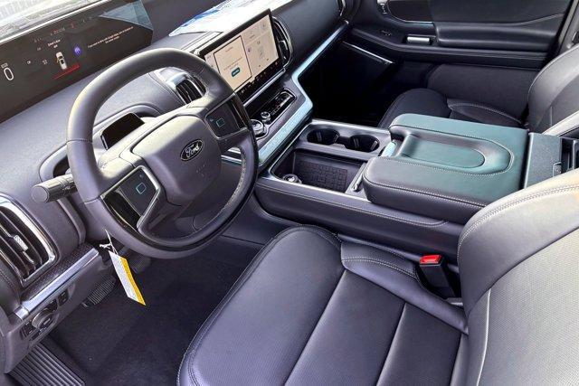 new 2025 Ford Expedition car, priced at $80,335