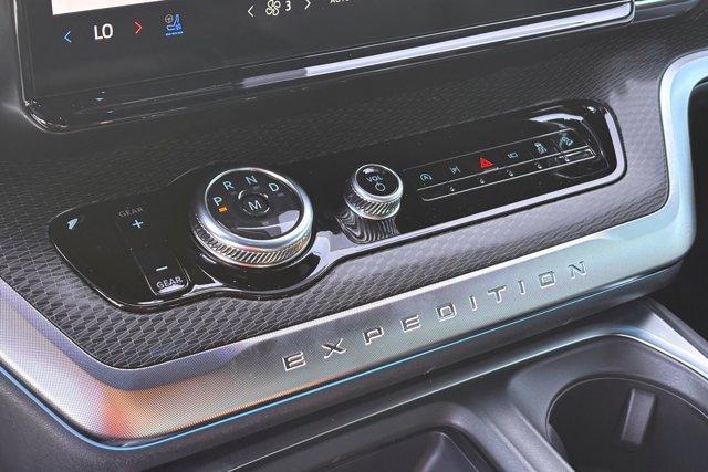 new 2025 Ford Expedition car, priced at $80,335