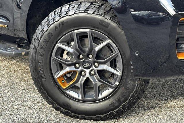 new 2025 Ford Expedition car, priced at $79,220