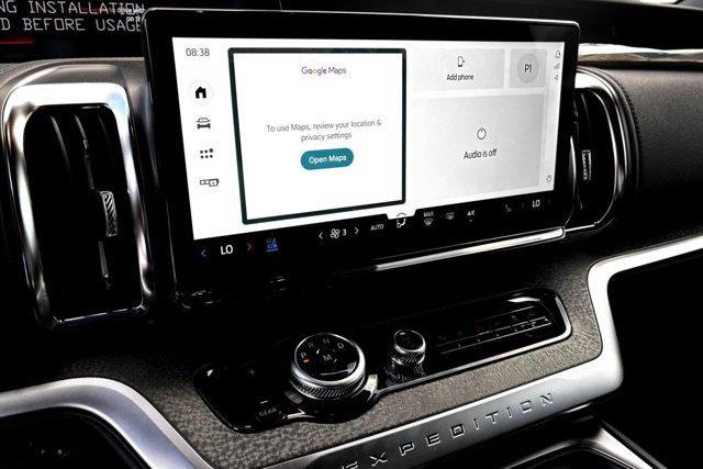 new 2025 Ford Expedition car, priced at $79,220