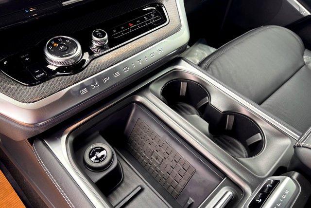 new 2025 Ford Expedition car, priced at $83,375