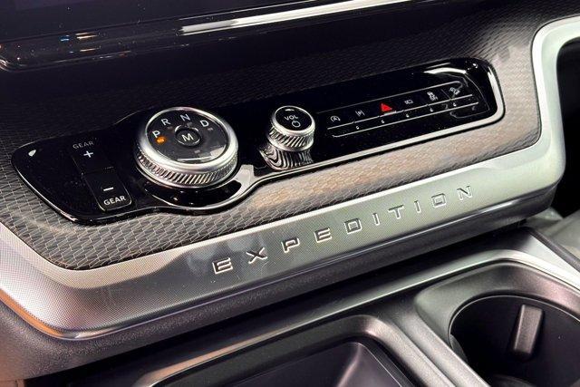 new 2025 Ford Expedition car, priced at $83,375