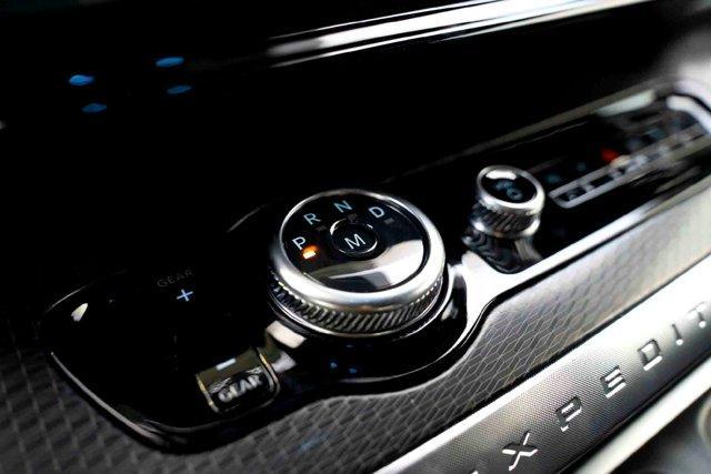 new 2025 Ford Expedition car, priced at $79,975