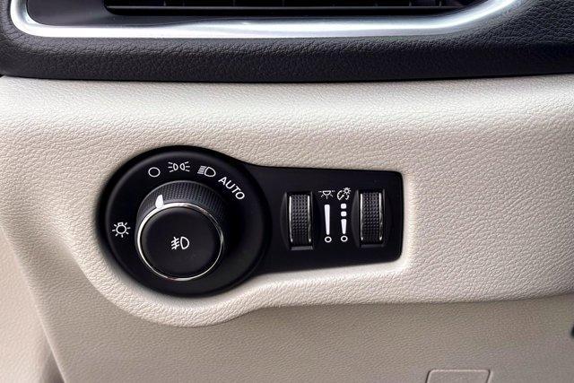 used 2020 Chrysler Pacifica car, priced at $21,977