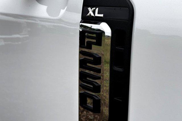 new 2025 Ford F-250 car, priced at $48,545