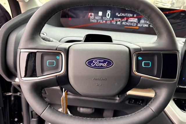 new 2025 Ford Expedition car, priced at $70,190