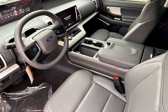 new 2025 Ford Expedition car, priced at $70,190