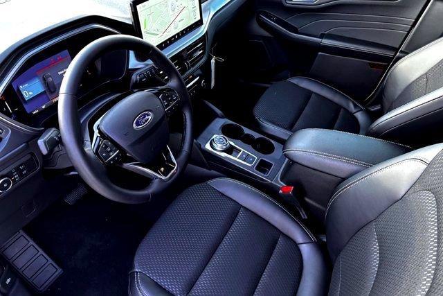 new 2025 Ford Escape car, priced at $29,235
