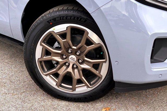 new 2025 Ford Expedition car, priced at $82,445