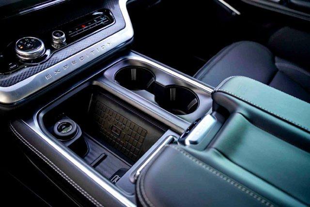 new 2025 Ford Expedition Max car, priced at $81,900