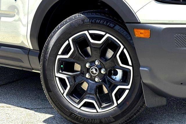 new 2025 Ford Bronco Sport car, priced at $30,635