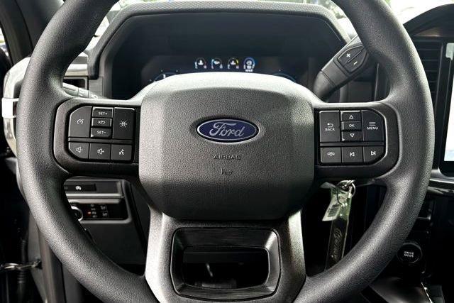 new 2025 Ford F-150 car, priced at $39,550