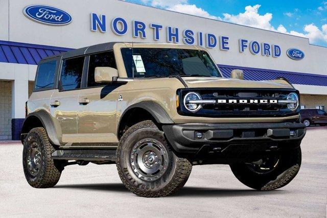 new 2025 Ford Bronco car, priced at $51,760