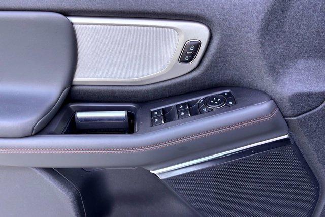 new 2025 Ford Expedition car, priced at $67,190