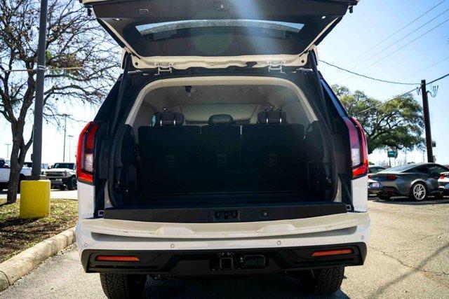 new 2025 Ford Expedition car, priced at $67,845