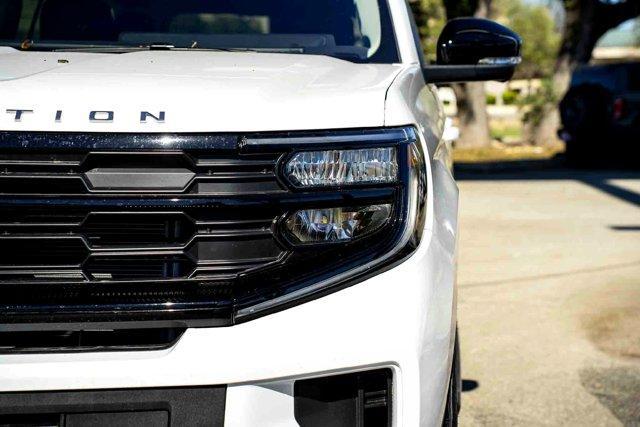 new 2025 Ford Expedition car, priced at $67,845