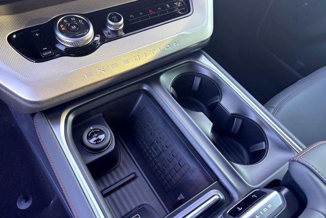 new 2025 Ford Expedition car, priced at $65,915