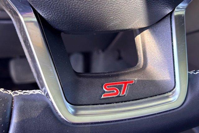 used 2024 Ford Explorer car, priced at $43,977