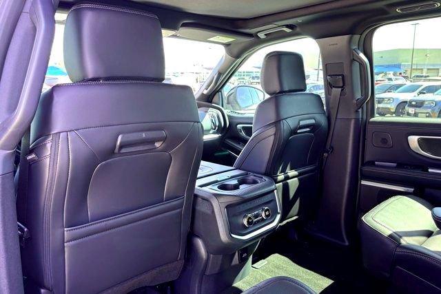new 2025 Ford Expedition car, priced at $76,905