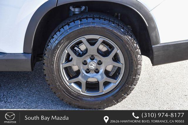 used 2025 Honda Pilot car, priced at $42,588