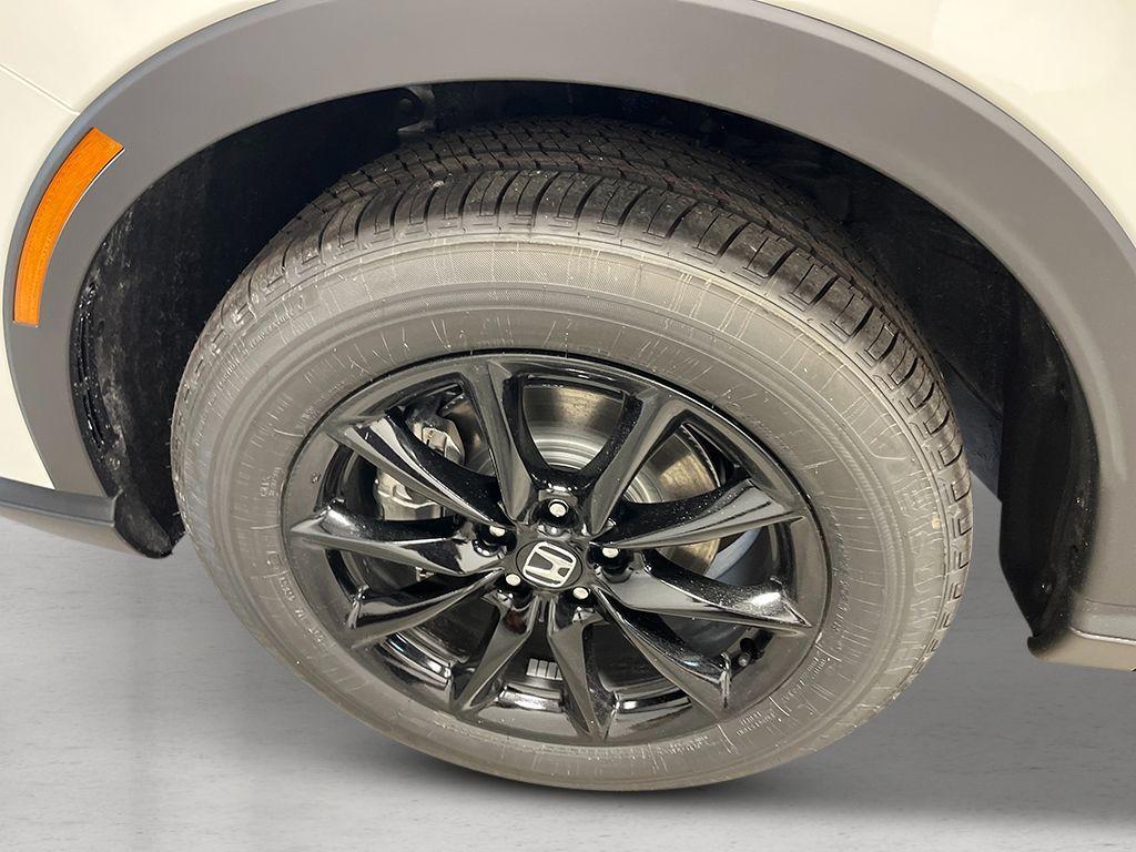 new 2026 Honda CR-V Hybrid car, priced at $41,675