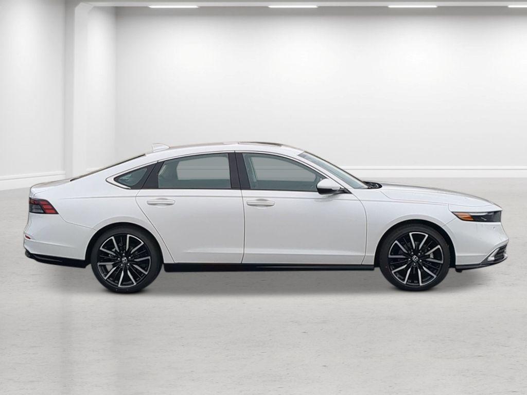 new 2026 Honda Accord Hybrid car, priced at $38,279