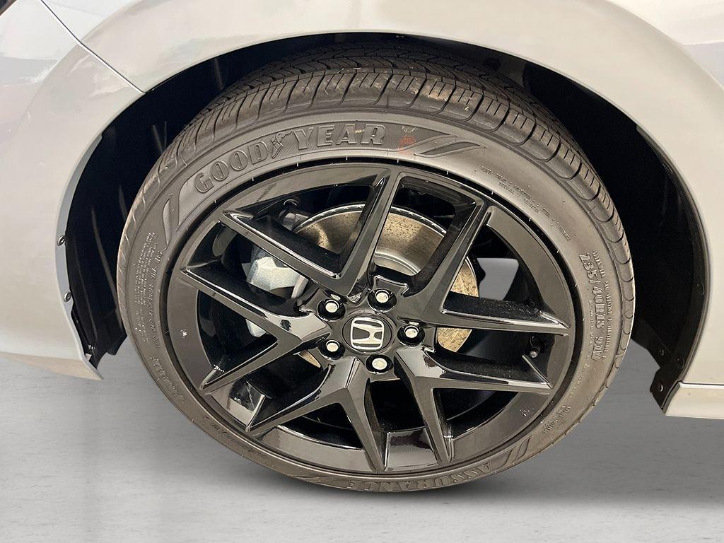 new 2026 Honda Civic Hybrid car, priced at $30,590