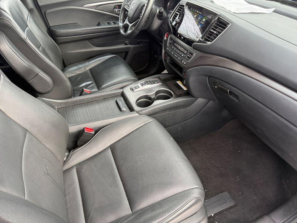 used 2022 Honda Pilot car, priced at $30,577