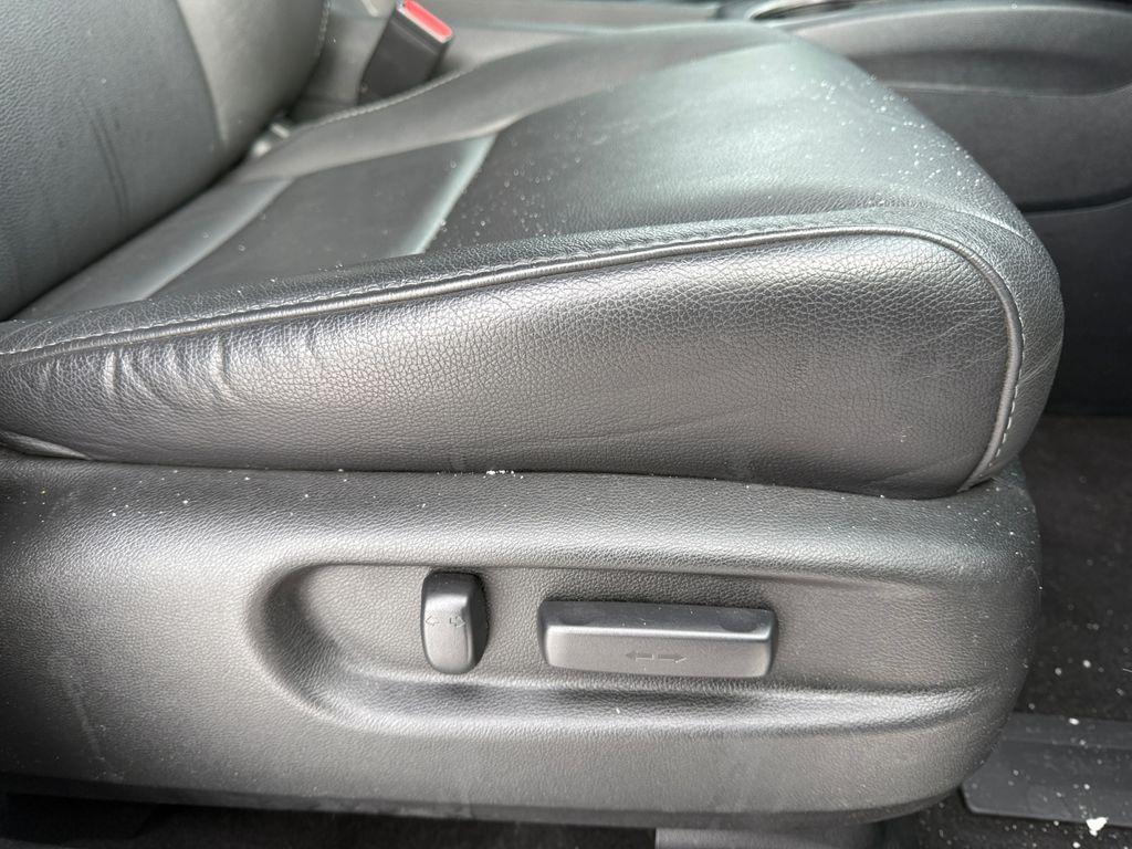 used 2022 Honda Pilot car, priced at $30,577