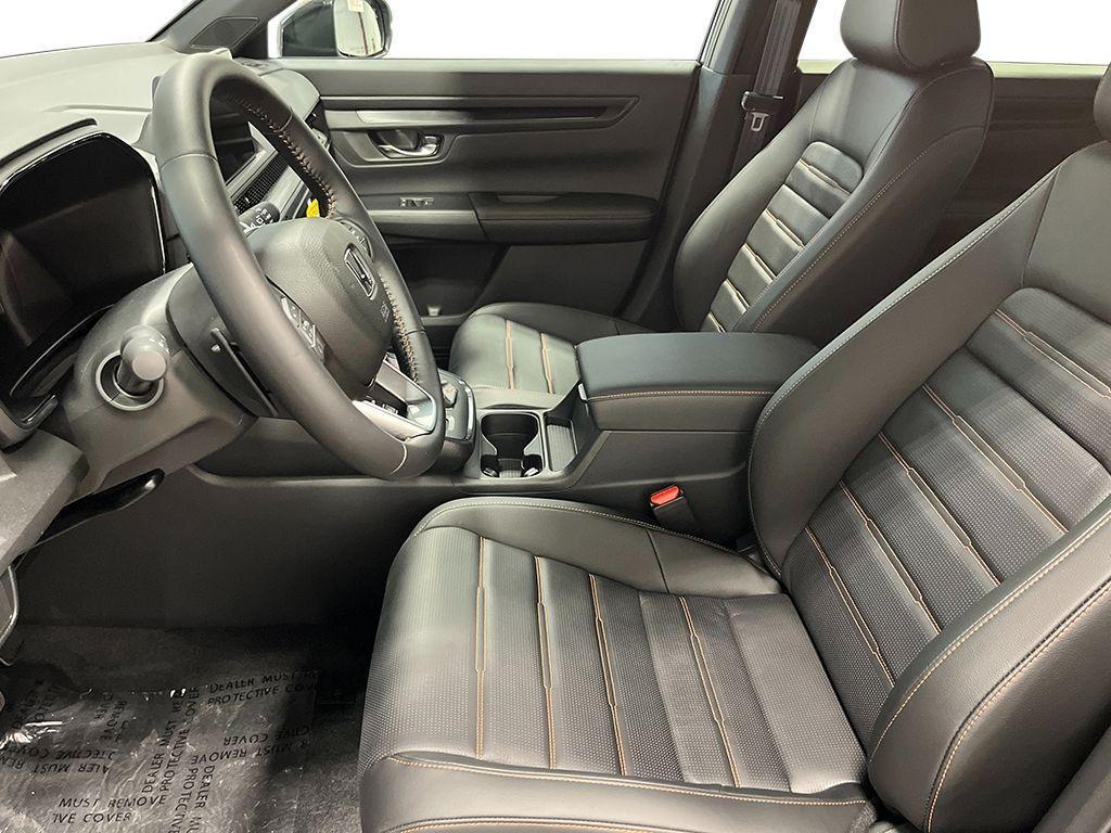 new 2026 Honda CR-V Hybrid car, priced at $41,675